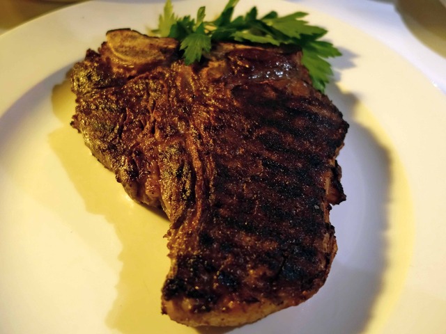 Bone-in Rib Steak 1_edit