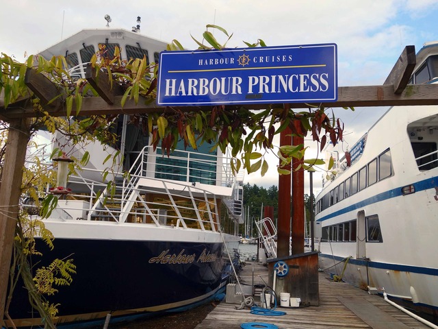Harbour Cruises 乗り場 14_edit