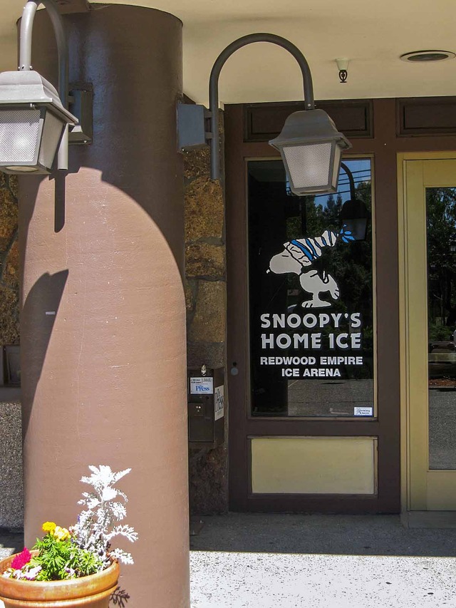 Snoopy's Home Ice 3_edit