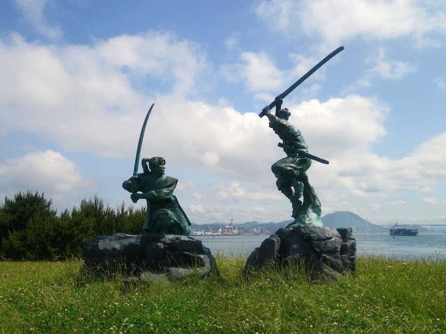 武蔵・小次郎像 1_edit 2