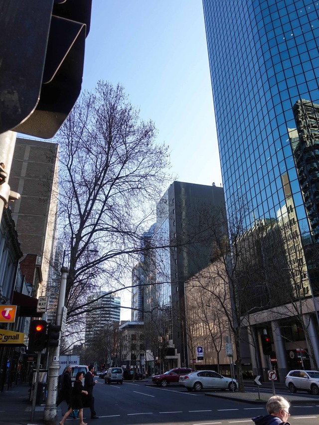 Little Bourke St と Queen St の交差点 4_edit