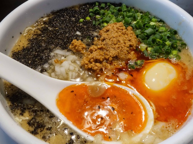 担々麺,煮玉子 3_edit