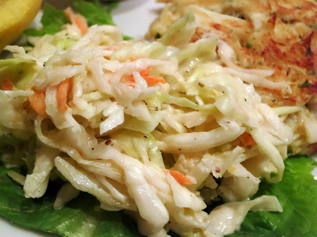Jumbo Lump Crab Cake_Coleslaw_edit