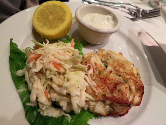 Jumbo Lump Crab Cake 1_edit
