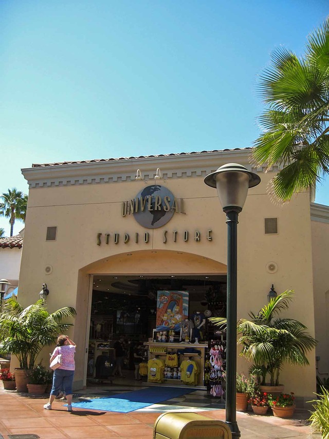Universal Studio Store_edit
