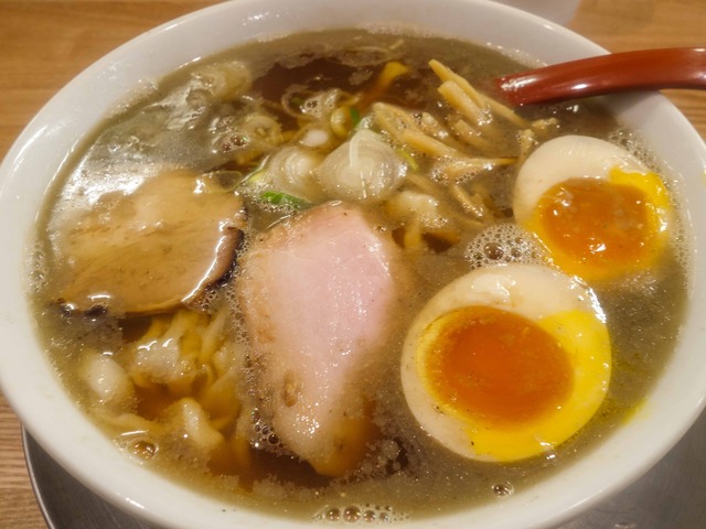味玉らーめん(煮干) 1_edit