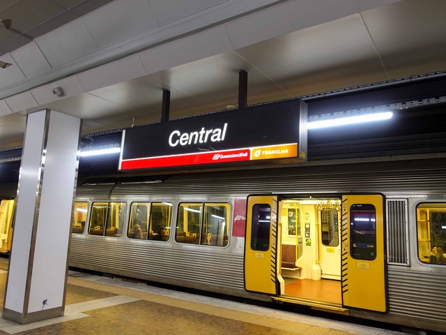 Central 駅 30_edit