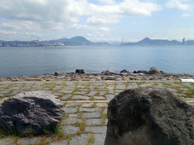 海岸沿い 11_edit