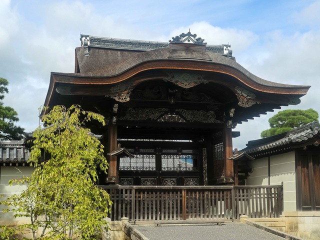 勅使門 1_edit