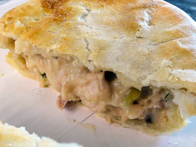 Chicken, Leek & Mushroom Pie 4_edit