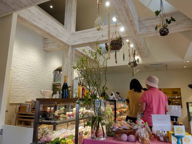 店内 2_edit