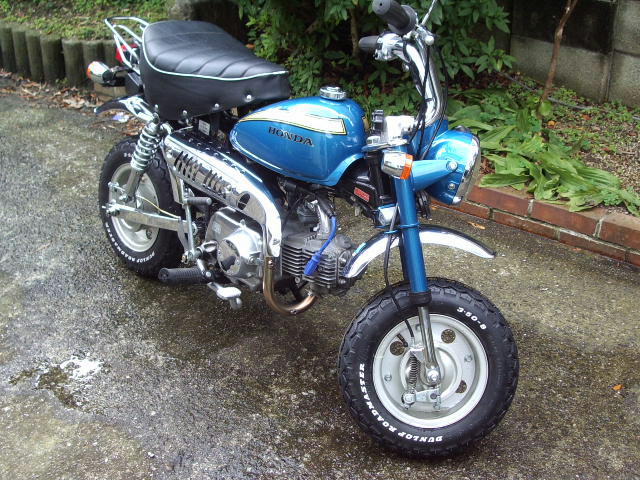 ホワイトレター ロンリーモンキー