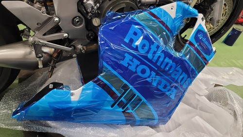 NSR250R Rothmans 030
