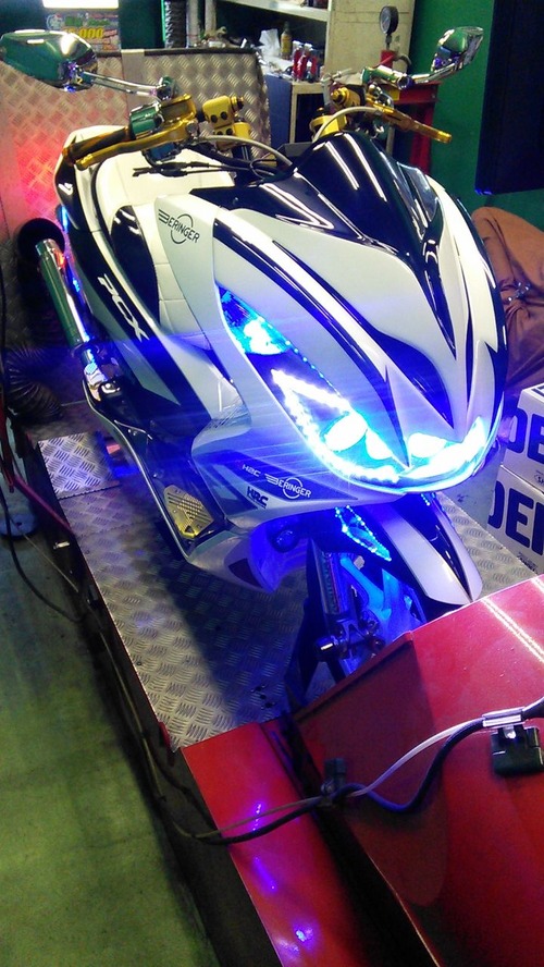 PCX150 WK2 019