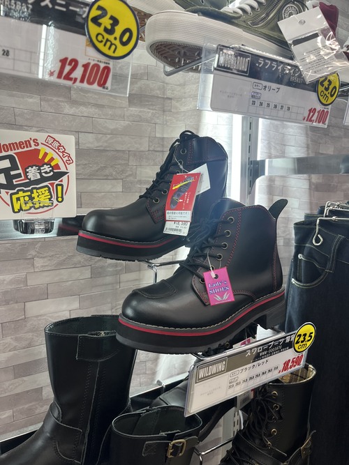 AA445E80-65B1-451B-8B5D-BBF717F8158D