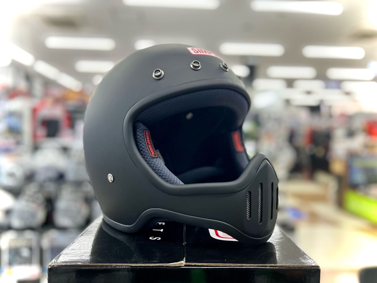 シンプソンM50ブラック コレクション SIMPSONヘルメット公認オンライン