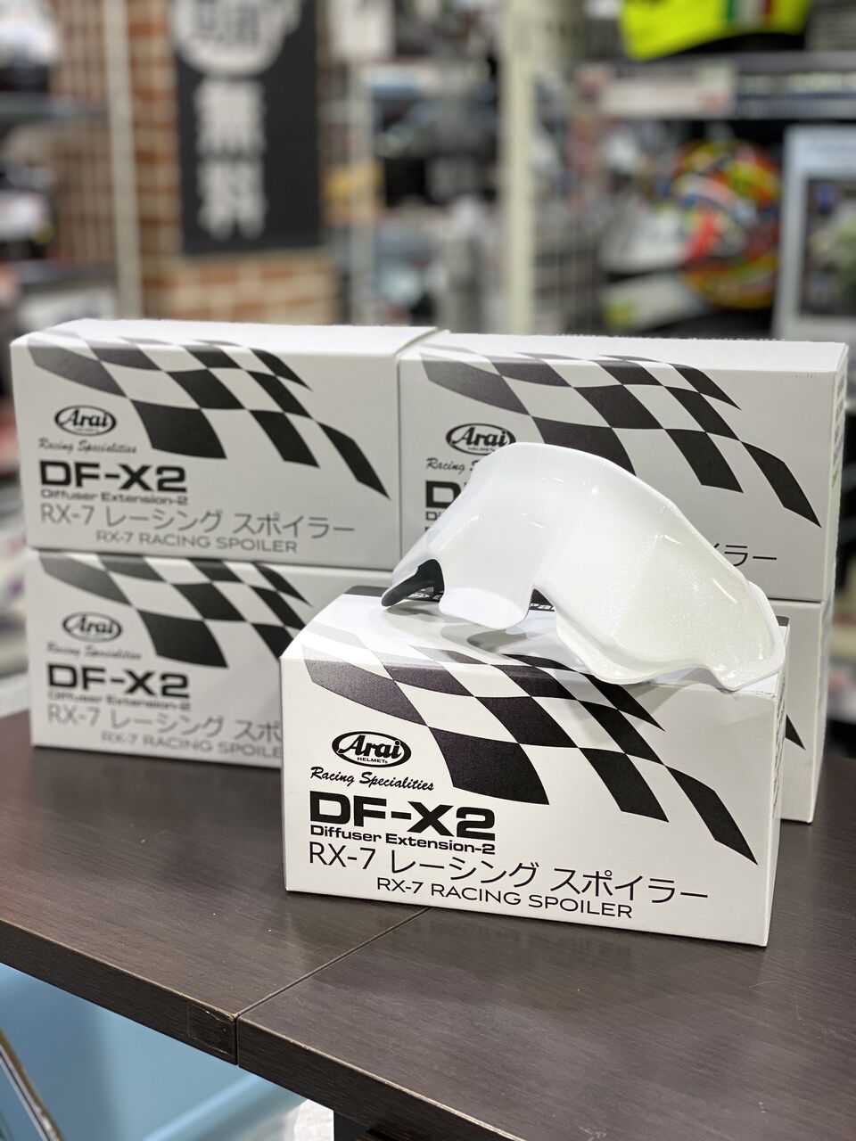 Arai RX7X レーシングスポイラー グラスホワイト入荷しました！！ : 2