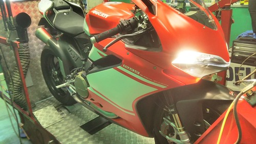 2017 1299 SUPER LEGGERA014