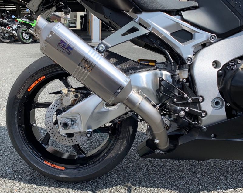 cbr1000rr TSR スリップオンマフラー