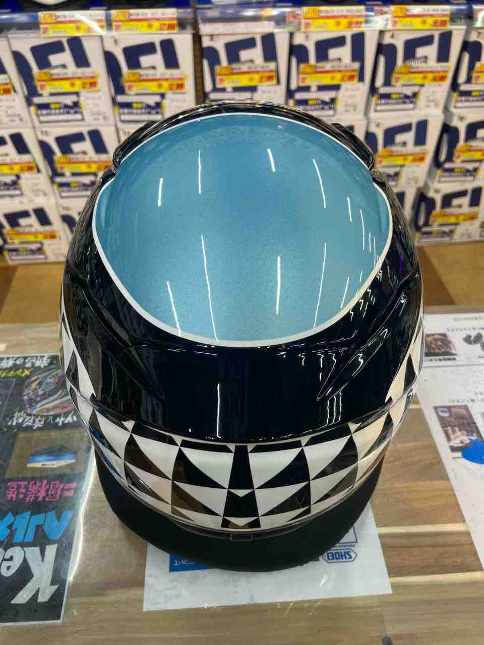 菊陽2りんかん】SHOEI Z-8 Shakin'SPEED GRAPHIX 入荷 : 2 菊陽2りんかん】SHOEI Z-8 Shakin'SPEED GRAPHIX 入荷 : 2