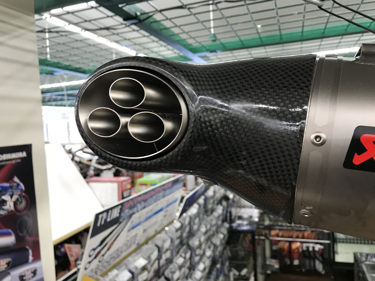 新コーナー紹介パート4 jmca認証アクラポビッチmt09用レーシングラインマフラー入荷しました 東静岡2りんかん 2りんかんブログ 新コーナー紹介パート4 jmca認証アクラポビッチmt09用レーシングラインマフラー入荷しました 東静岡2りんかん 2りんかんブログ