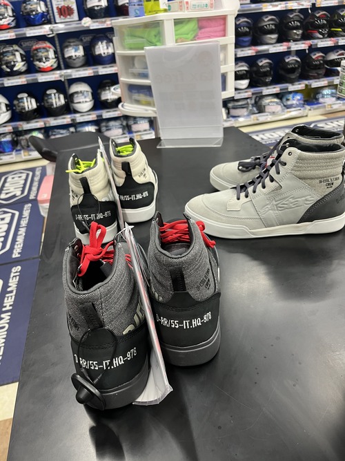 2BDA4E02-69C3-4FA5-815A-F63DF36770B7