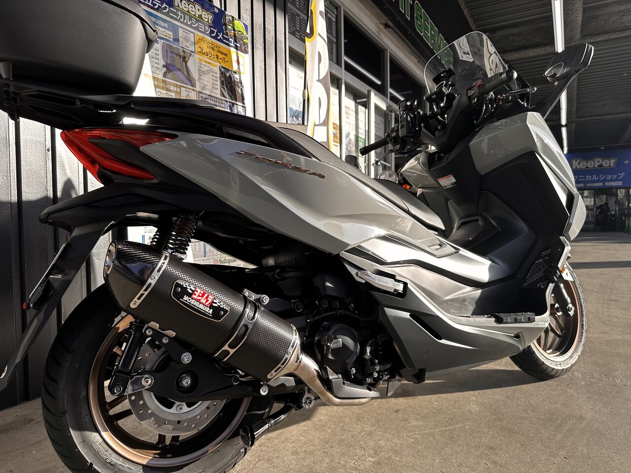 ヨシムラ フォルツァ MF17用　マフラー ヨシムラ フォルツァ MF17用 マフラー