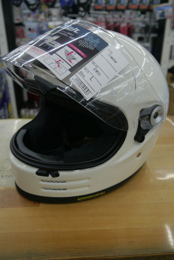 2りんかんブログ:SHOEIヘルメット待望の新商品！ - livedoor Blog（ブログ）