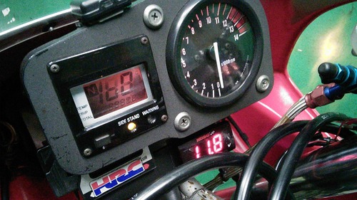 NSR250R MC28 METER016