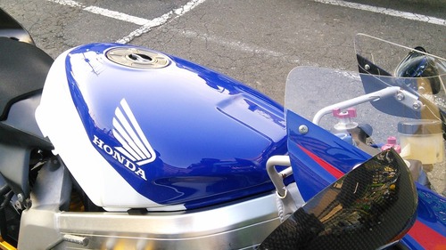 NSR250R TANK PAINT011