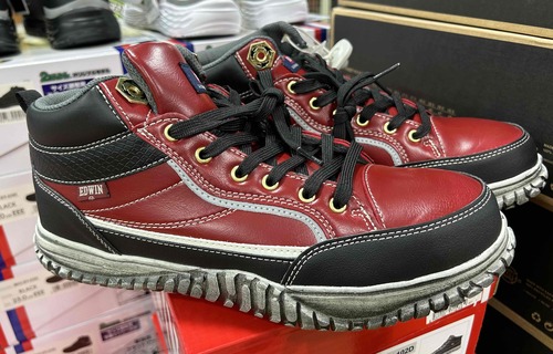 ESM1-102レッド