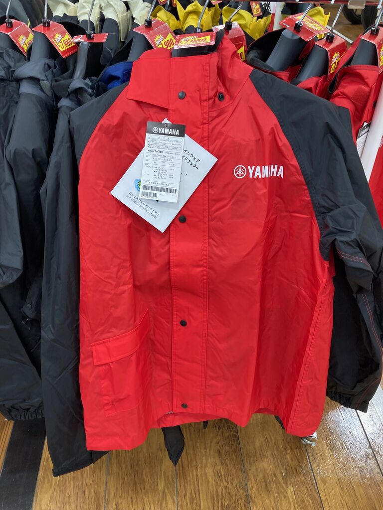 YAMAHA 新品 M 赤 サイズ バイクジャケットウエア ライダー 冬用 防風 防寒 オックスフォード 二点セット グリーンのジャケット付く YAMAHA ナイロンジャケット 90sバイク レーシング 刺繍ロゴ Mサイズ