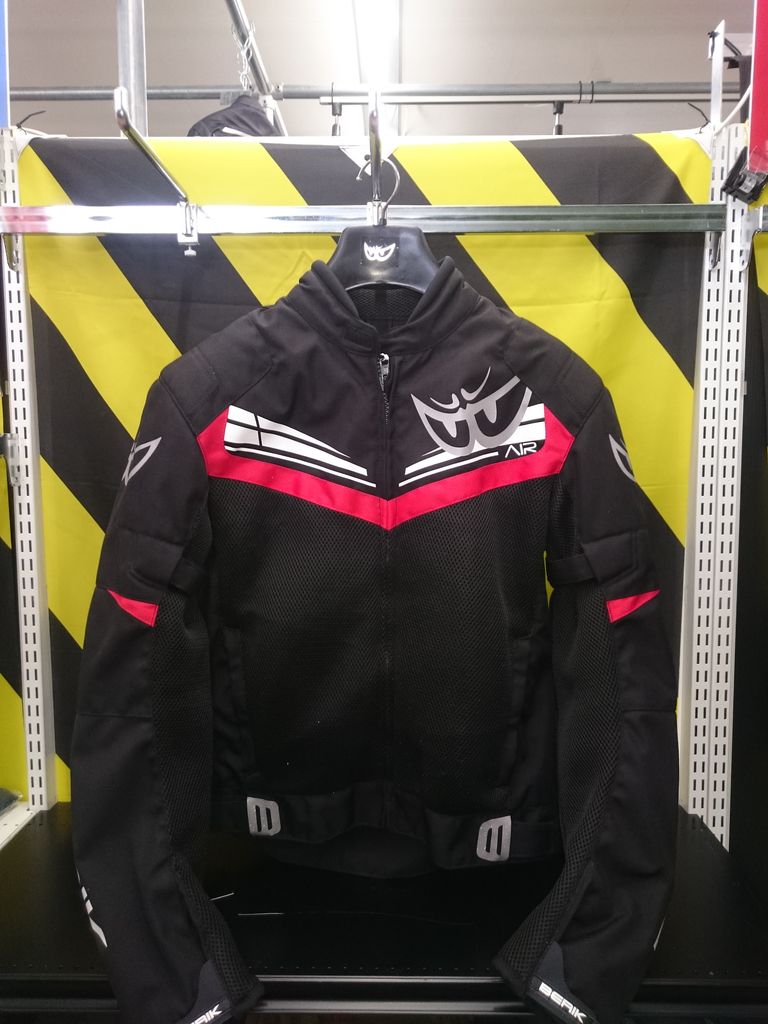 【中古】BERIK ベリック メッシュジャケット 50Ｌサイズ ブラック イイ目つき！の商品！ : 2りんかんブログ
