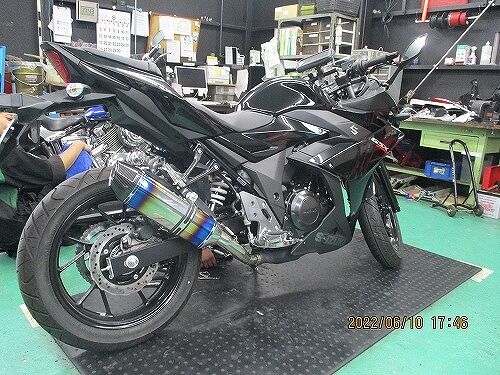 ビームス製マフラーに交換させていただきました！【GSX250R】 : 2