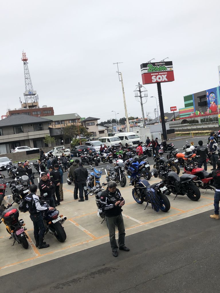 タウンニュースに5 5柏秀樹とバイクで遊ぼう 記事と集合写真掲載