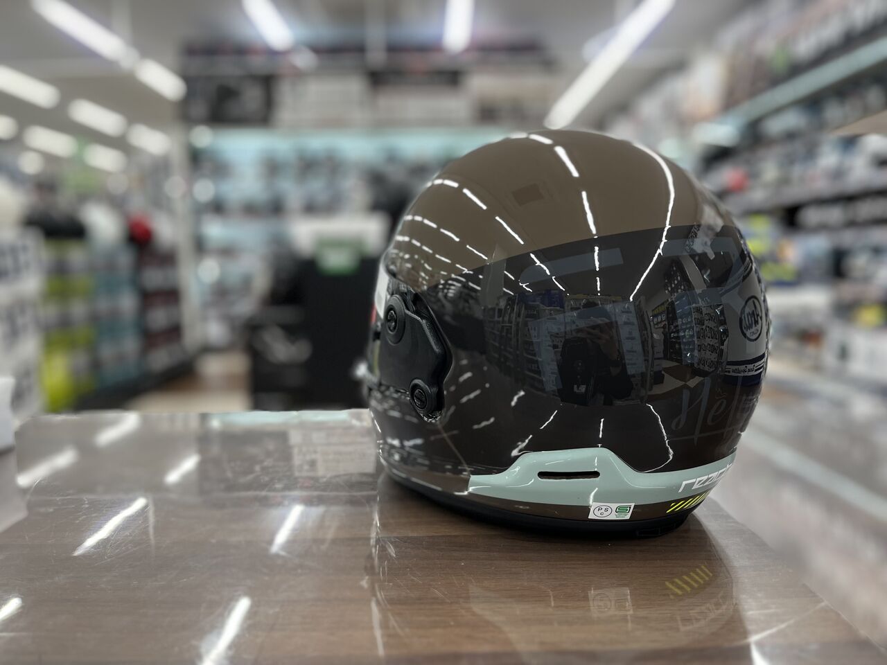 ARAIヘルメットの新色！！ : 2りんかんブログ