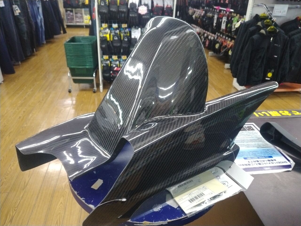 A－TECHカーボンリアフェンダーがお買い得！【千葉北2