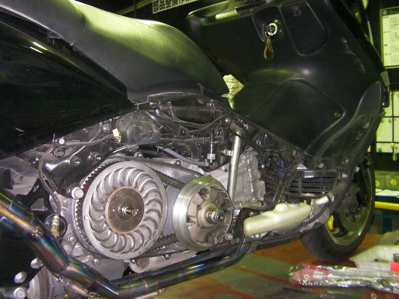 Tmax Vベルト交換 リセット方法の紹介 2りんかんブログ Tmax Vベルト交換 リセット方法の紹介 2りんかんブログ