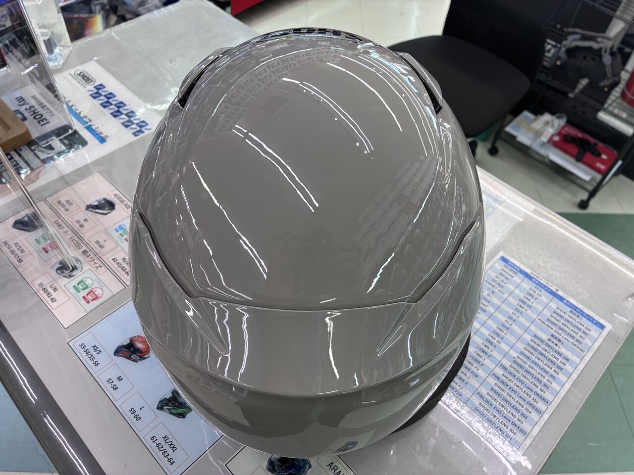 松山2りんかん】SHOEI Z8 新色入荷！！ : 2りんかんブログ