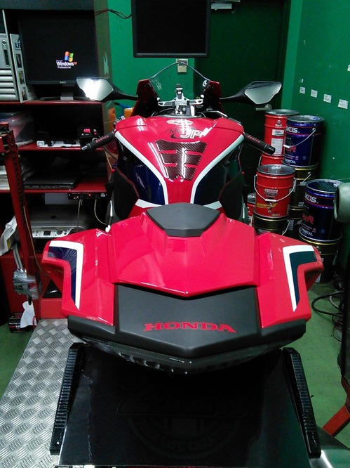 CBR1000RR SC77 06