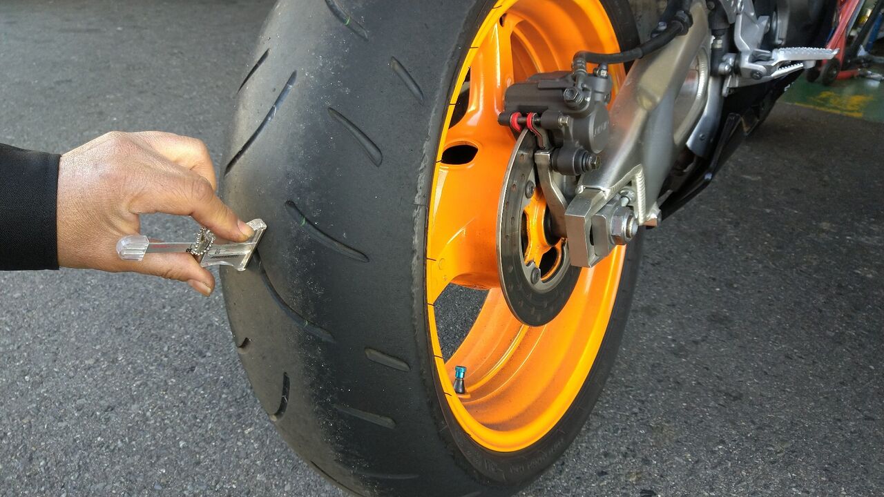 車検の豆知識 タイヤ編 ２りんかんブログ
