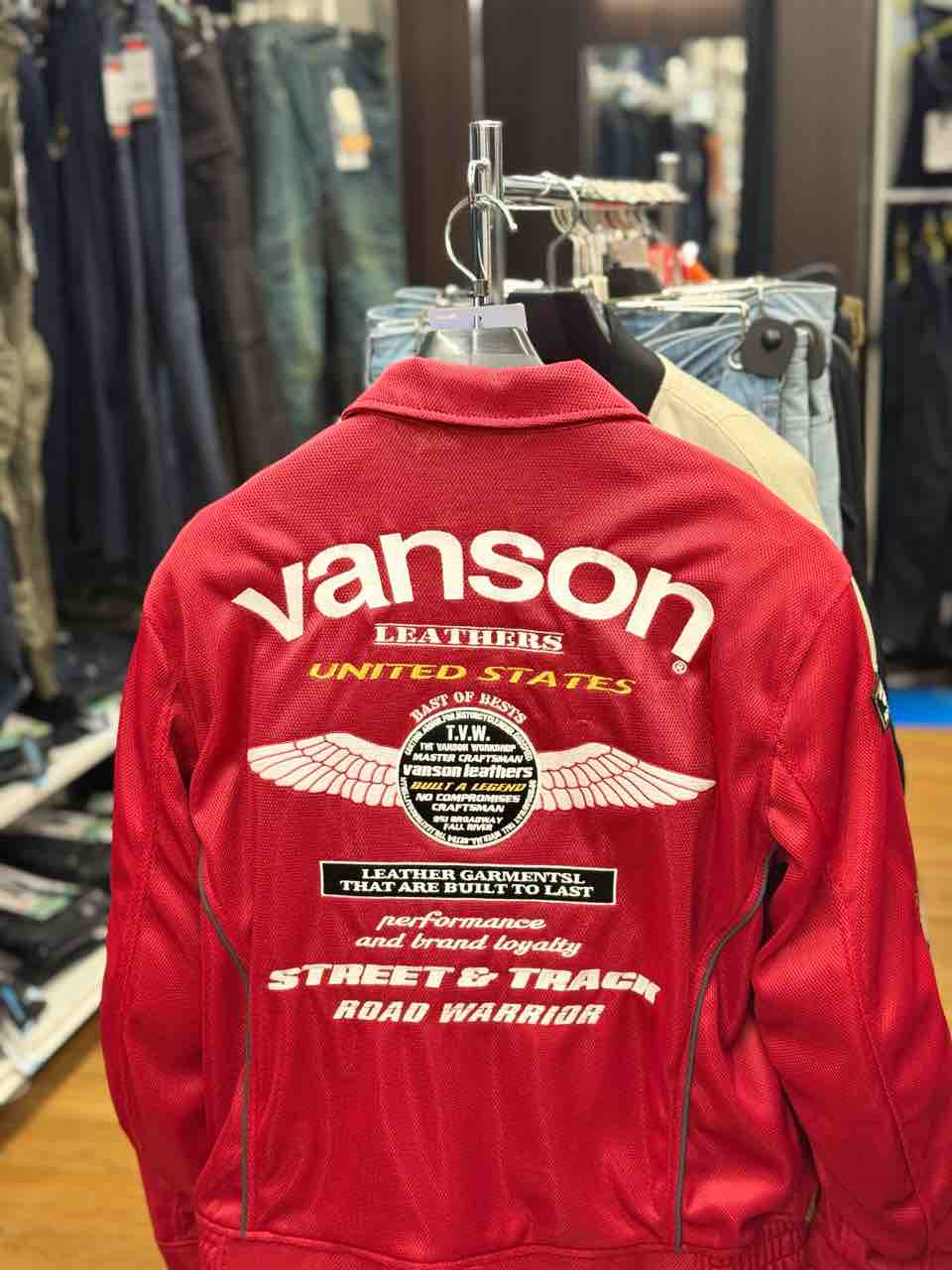 VAISONジャケットのご紹介！ : 2りんかんブログ