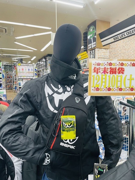 ��쭣
