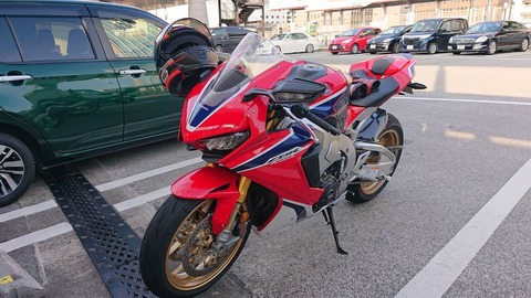 4C65812D-5364-43F1-BC8A-9AB92E5BFB0D
