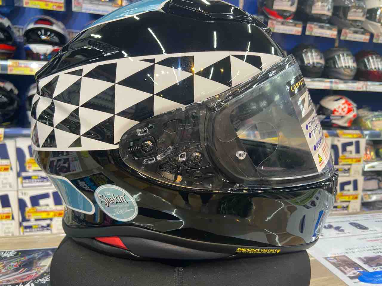 菊陽2りんかん】SHOEI Z-8 Shakin'SPEED GRAPHIX 入荷 : 2 菊陽2りんかん】SHOEI Z-8 Shakin'SPEED GRAPHIX 入荷 : 2