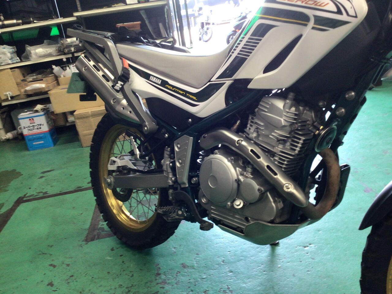 千葉北2りんかん】セロー250 マフラー交換！！ : 2りんかんブログ