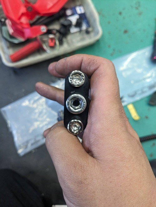 PXL_20251203_061235480