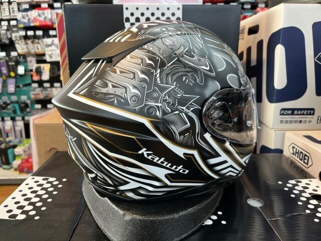 Kabuto ｴｱﾛﾌﾞﾚｲﾄﾞ5 ｻﾑﾗｲが19800円！ : 2りんかんブログ