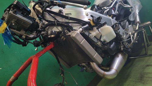 NSR250R Rothmans 009