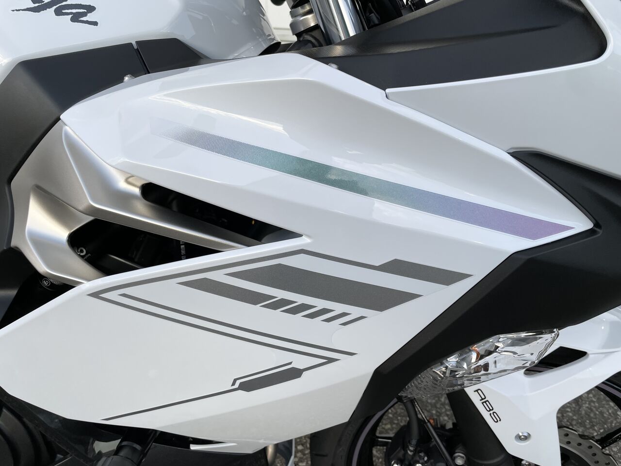 2022 NINJA400 パールブリザードホワイトをキーパー! : 2りんかんブログ 2022 NINJA400 パールブリザードホワイトをキーパー! : 2りんかんブログ